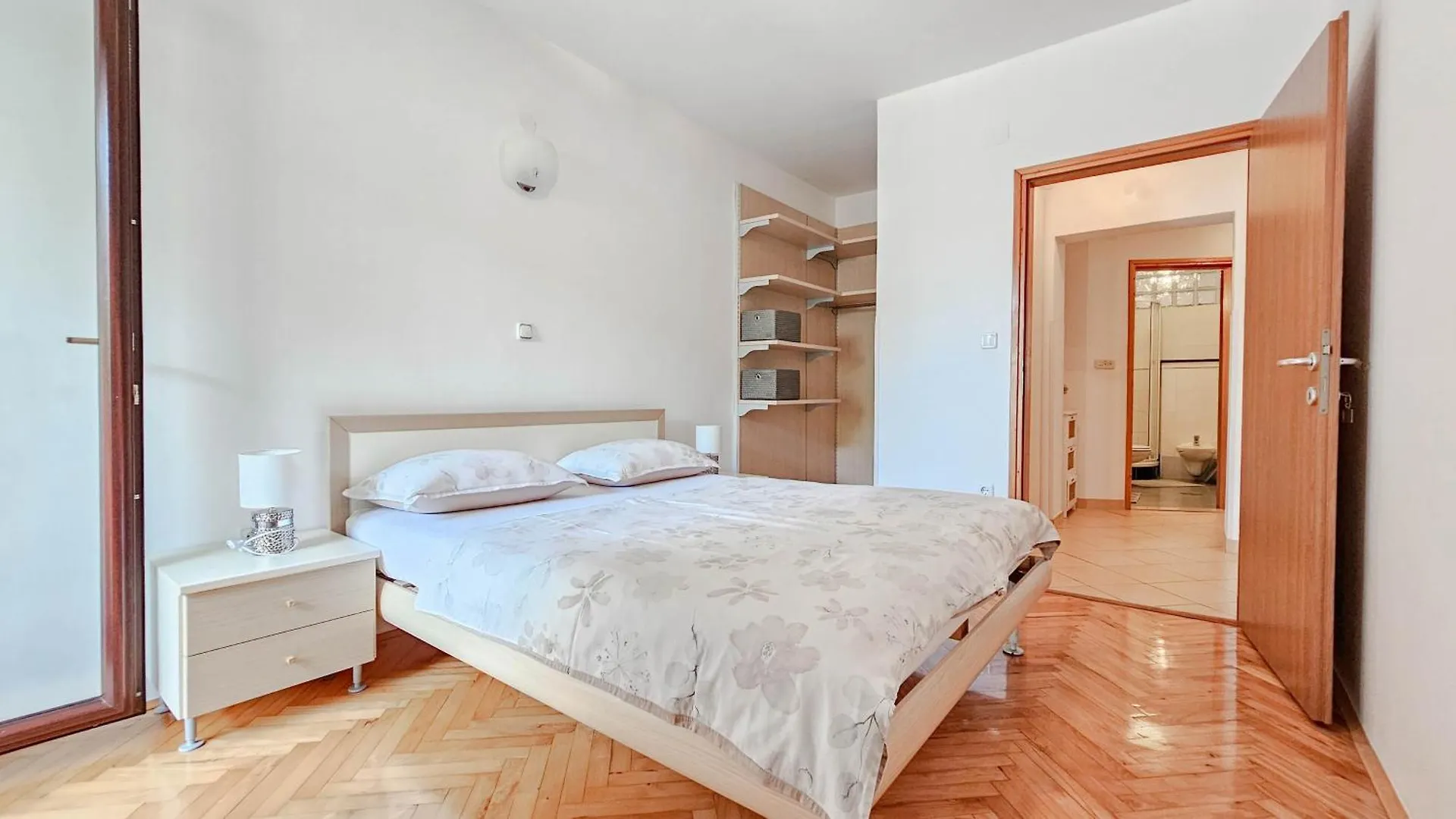 Maria Valter Croatia